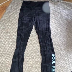 SoulCycle lululemon Align leggings with SoulCyclePBCH